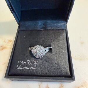 Elegant Silver Diamond Ring